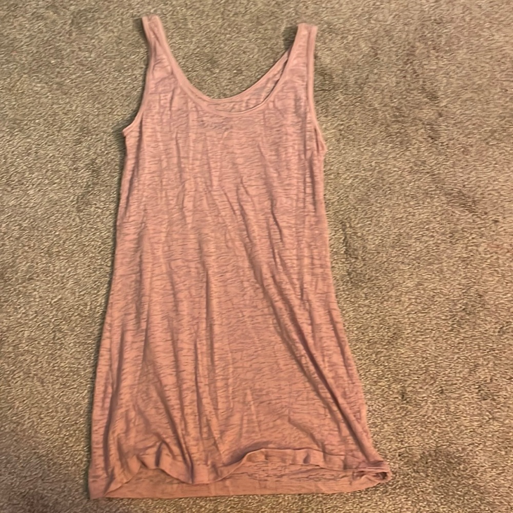 Women’s medium tanktop